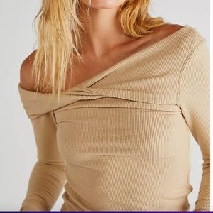 NWT FREE PEOPLE Addie Layering Top long sleeves in winter wheat - S